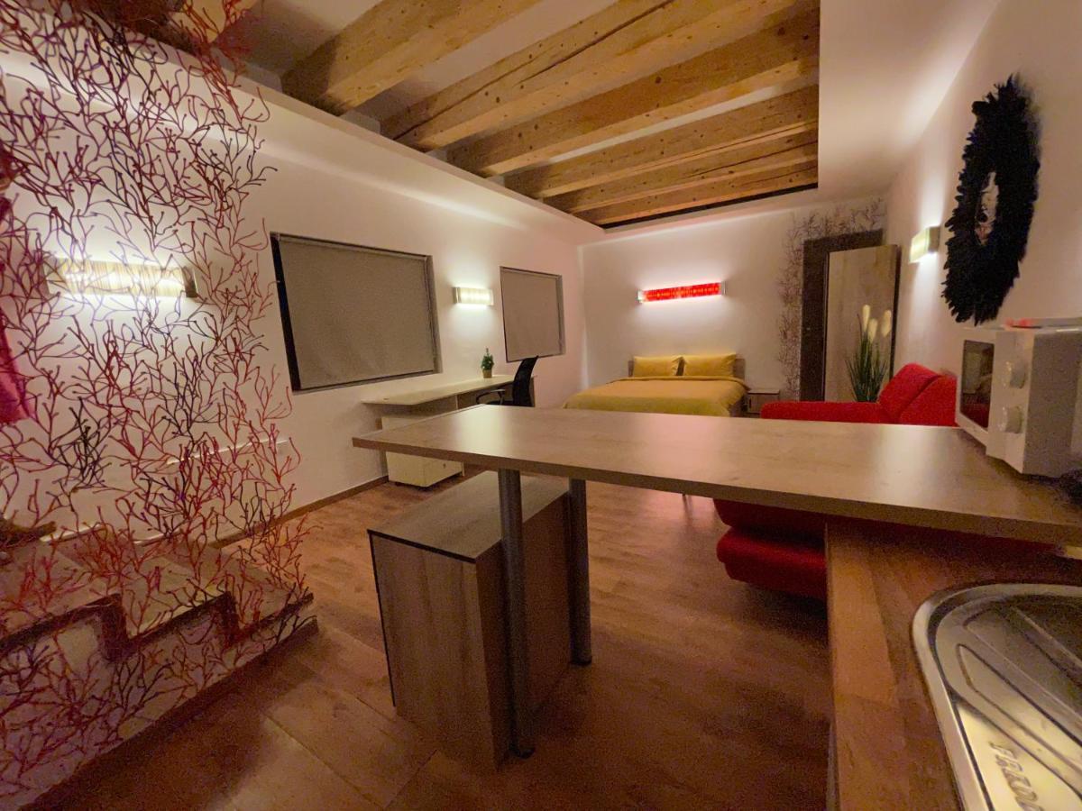 טימישוארה New Workspace Studio Savoya9 Self Check In Old City Center מראה חיצוני תמונה